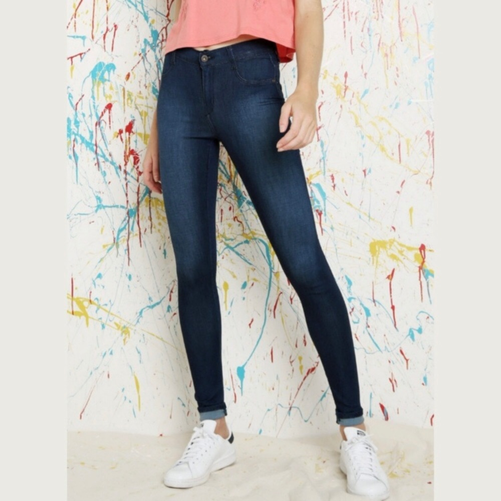 JAMES JEANS Twiggy Skinny Jeans Size 28